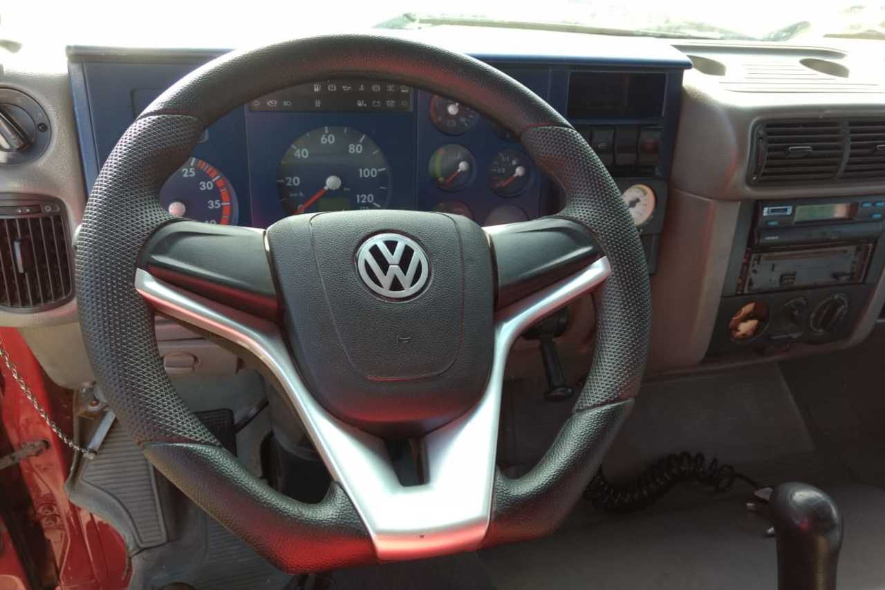 Volkswagen 8 120 - 01/01 11