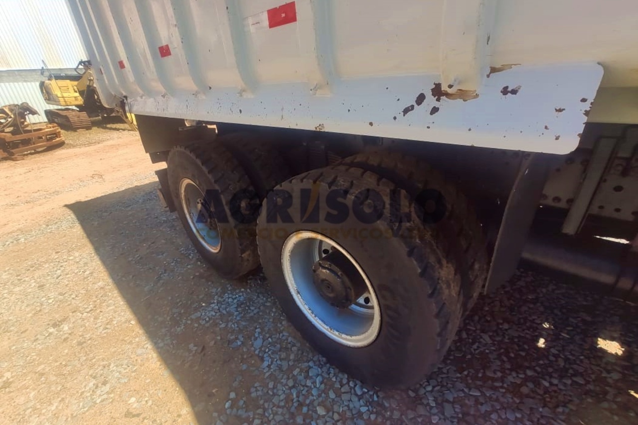 Mercedes Benz Axor 2831 - 10/11 3