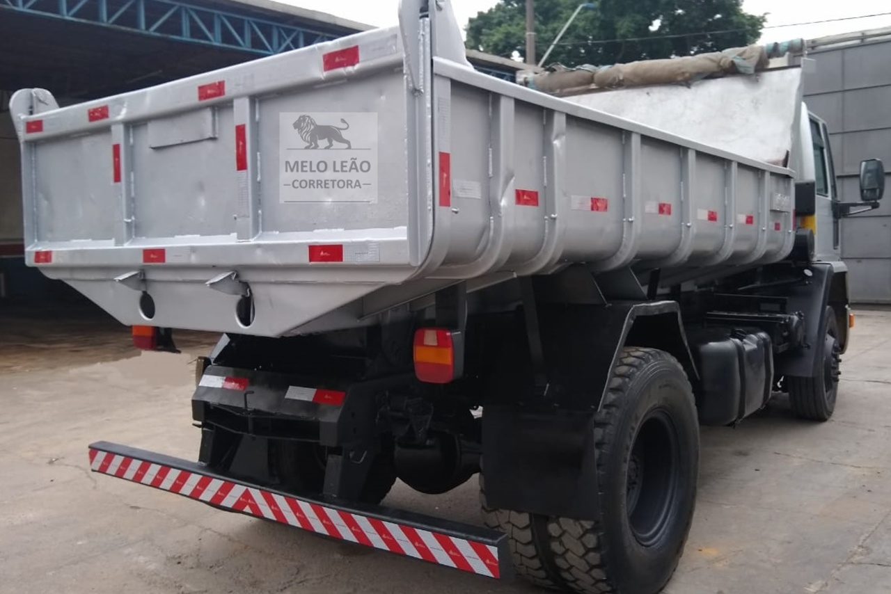 Ford Cargo1317 - 08/09 10