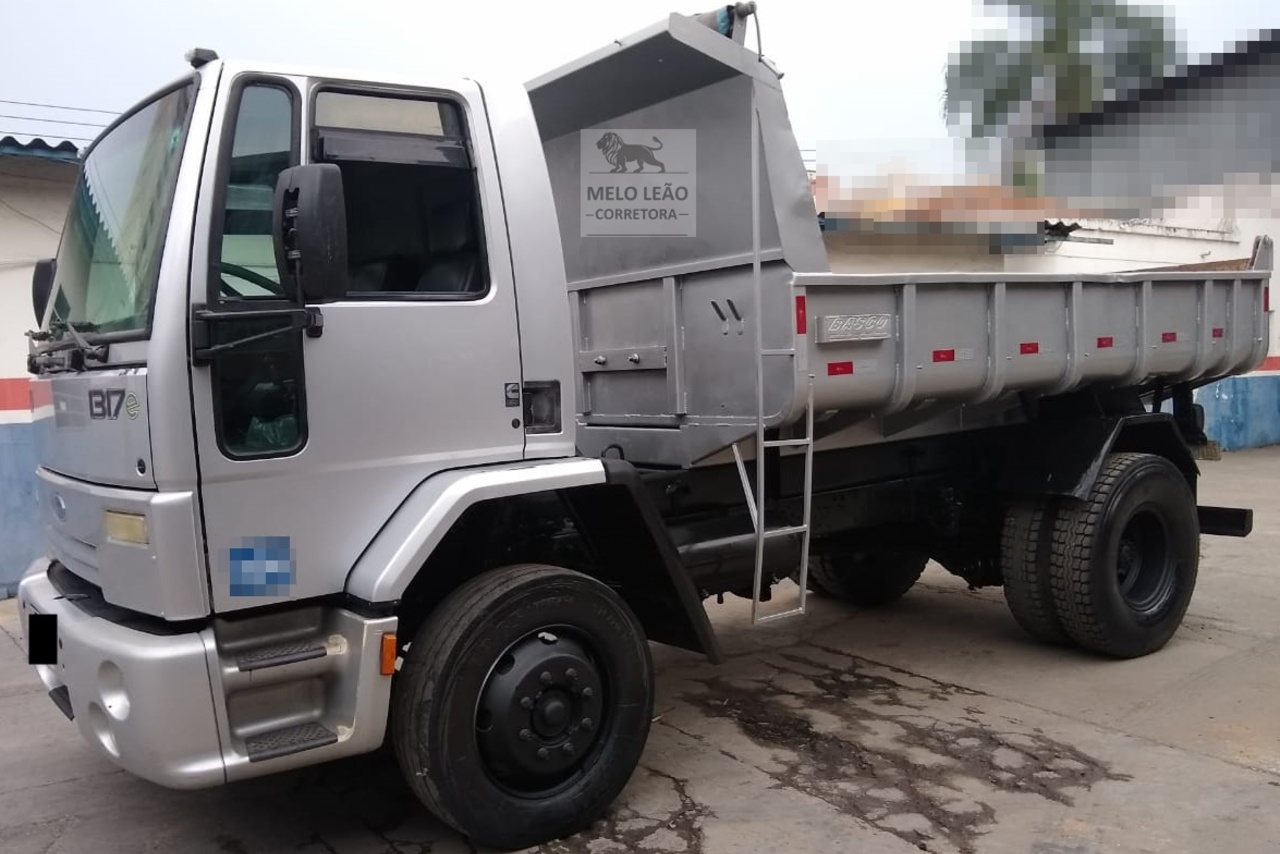 Ford Cargo1317 - 08/09 11