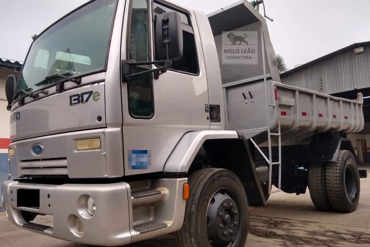 Ford Cargo1317 - 08/09 18