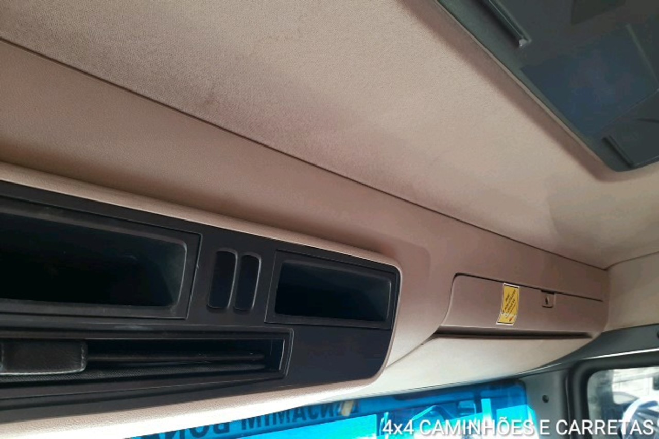 Scania 440 - 14/14 18