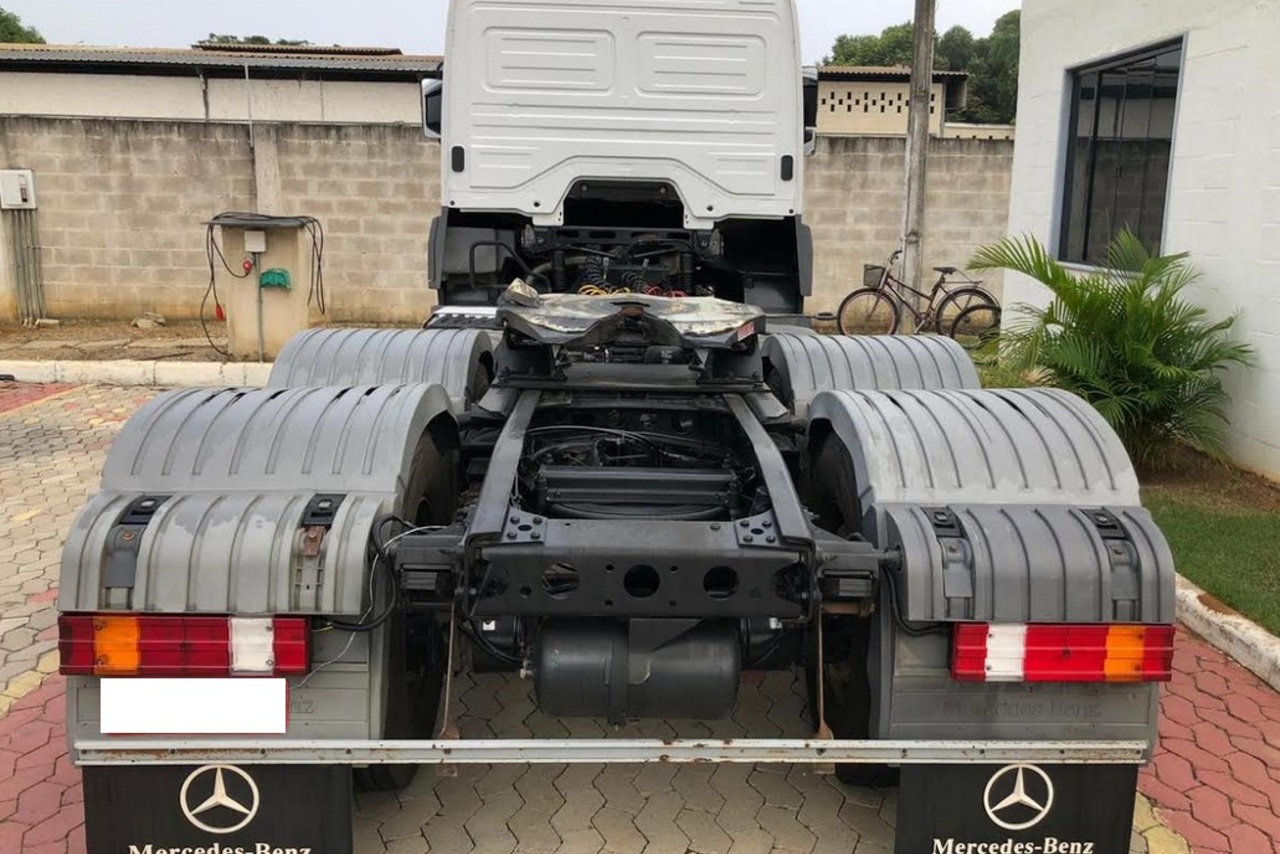 Mercedes Benz Axor 2544 - 12/12 3