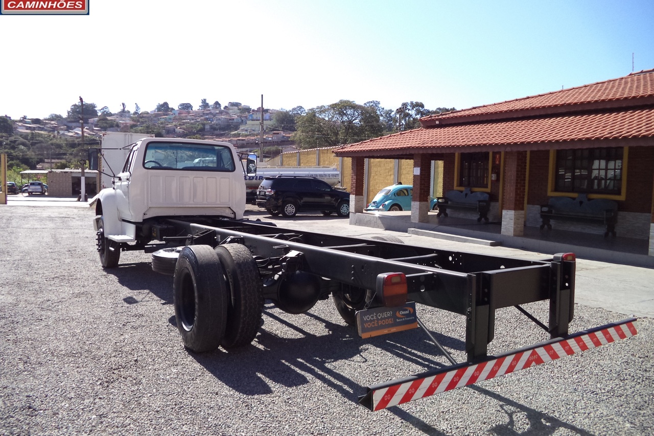 Ford F14000 - 95/95 4