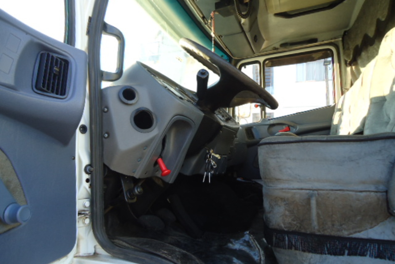 Mercedes Benz MB 1620 - 04/04 18