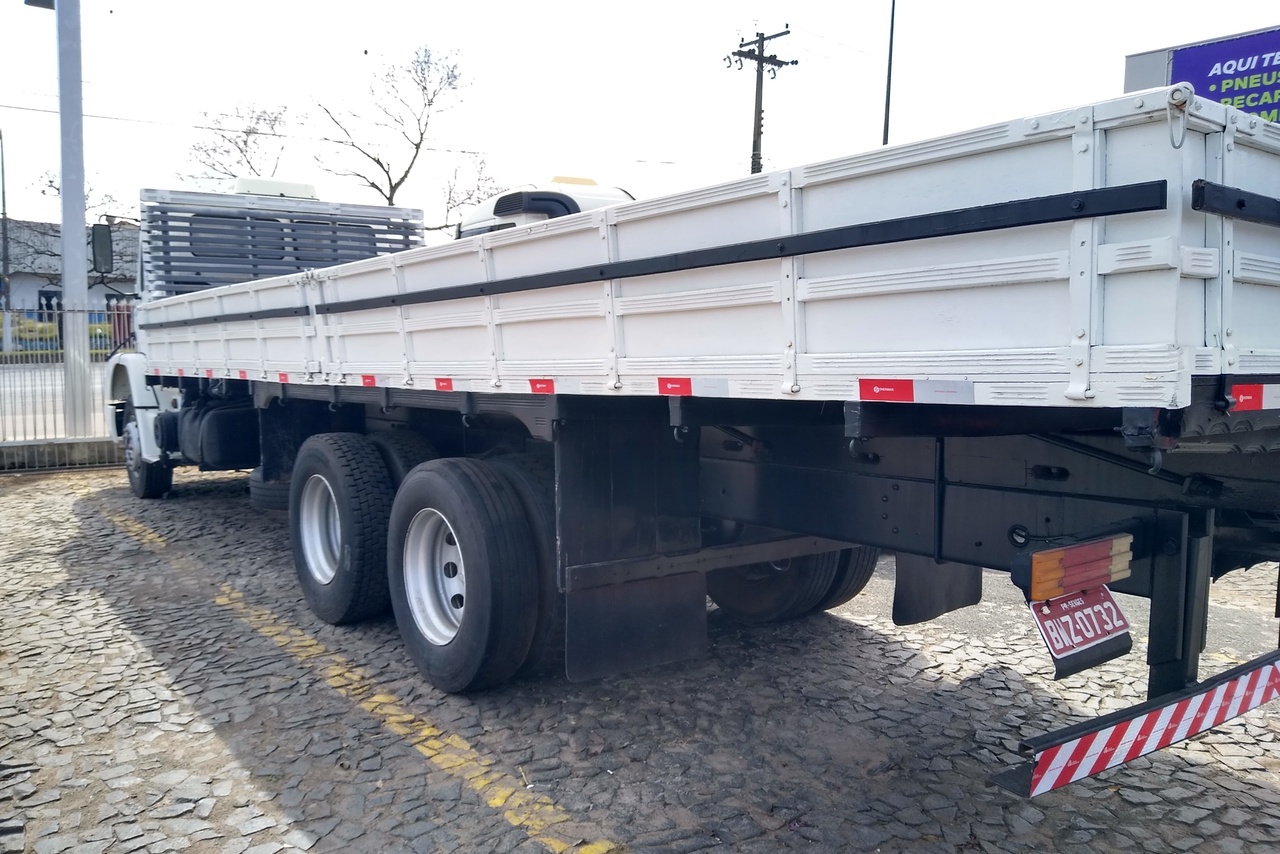 Mercedes Benz MB 1620 - 03/03 4