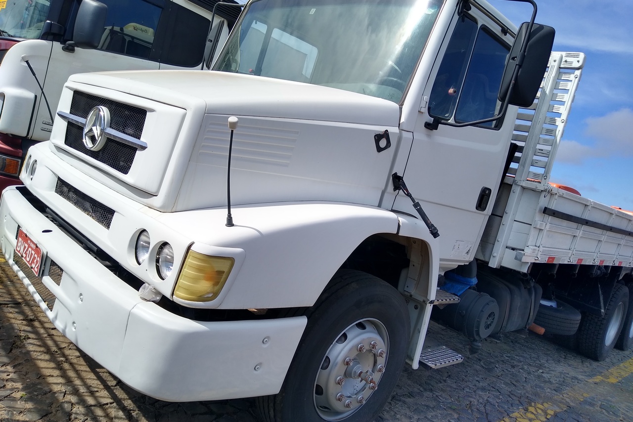 Mercedes Benz MB 1620 - 03/03 5
