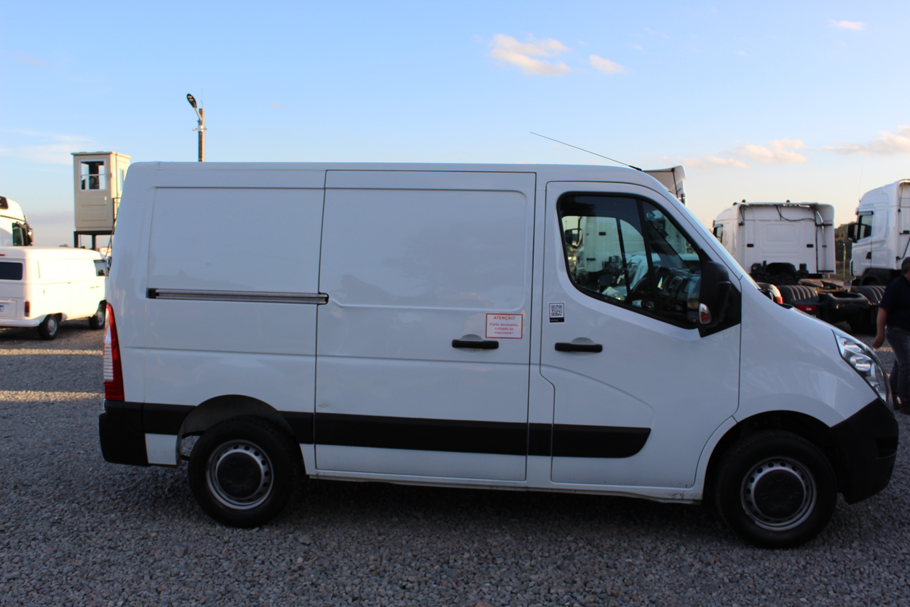 Renault Master Furgão - 16/17 3