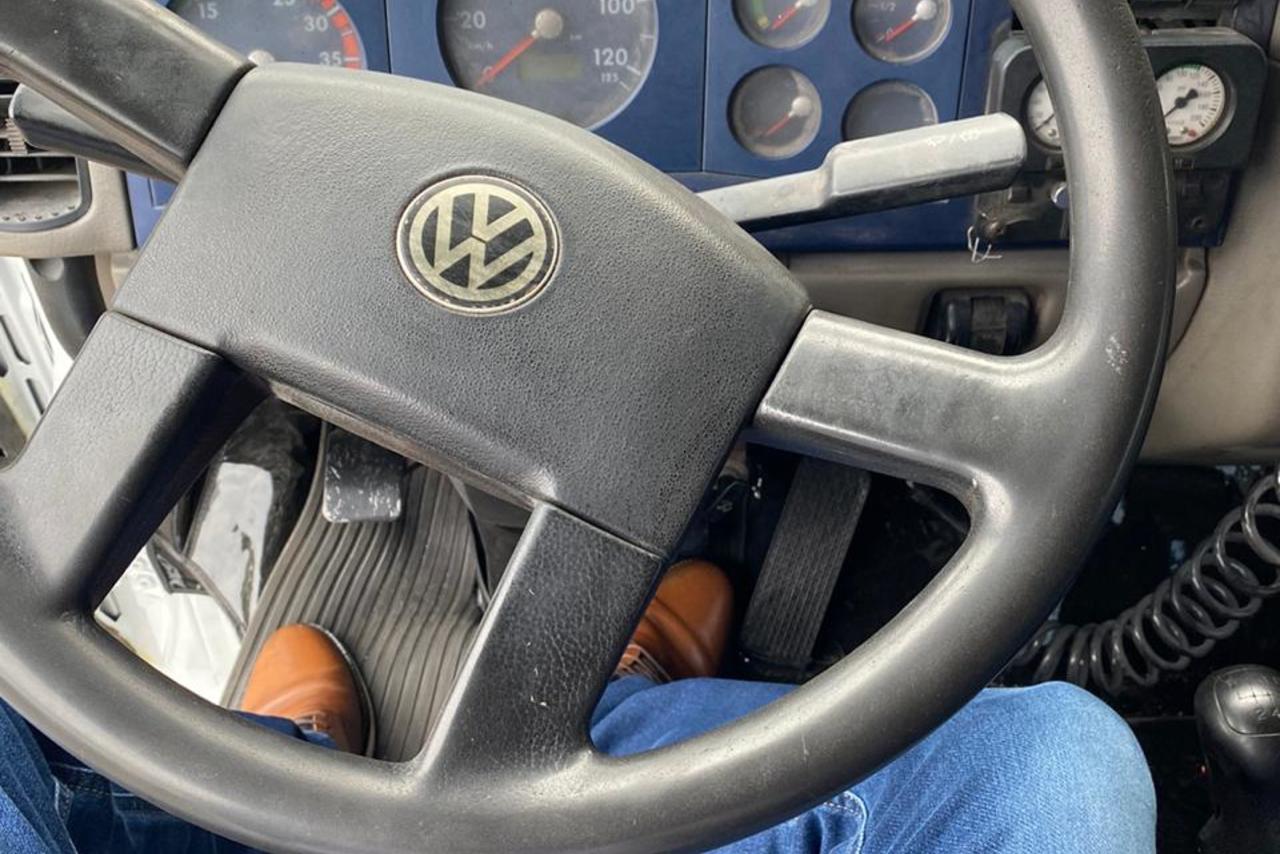 Volkswagen VW 17210 - 01/01 6
