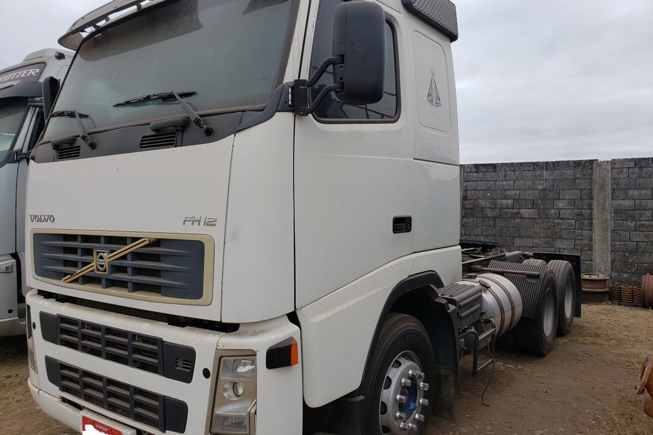 Volvo FH12 460 - 06/06 4