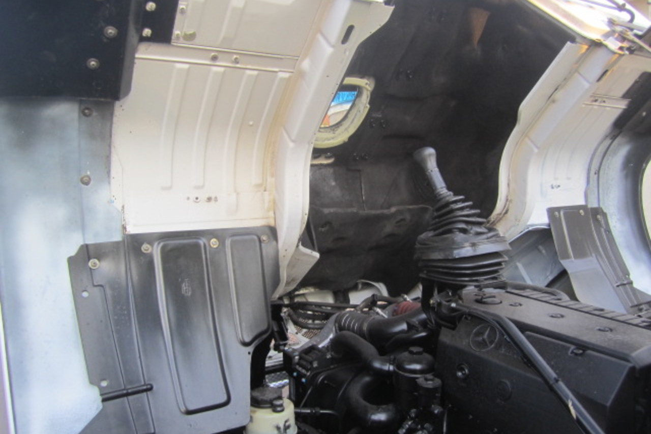 Mercedes Benz MB 1718 - 12/12 11