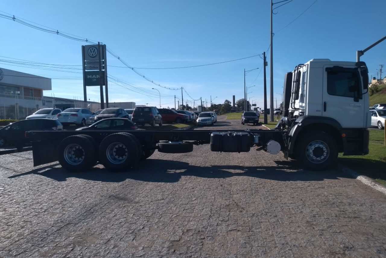Volkswagen 24-280 E Constellation 6x2 - 13/13 4