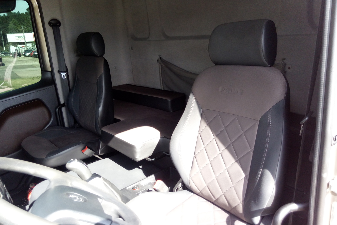 Volkswagen 24-280 E Constellation 6x2 - 15/16 14