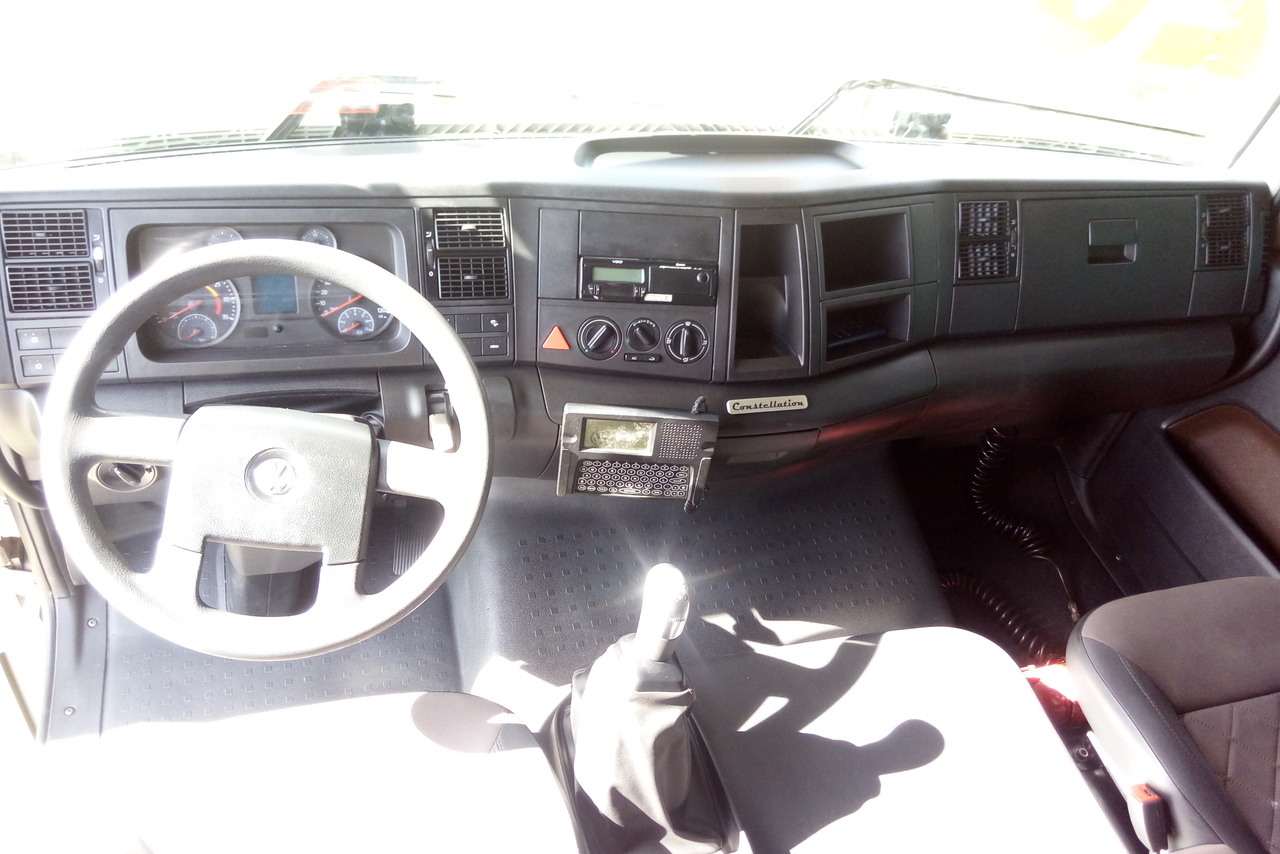 Volkswagen 24-280 E Constellation 6x2 - 15/16 15
