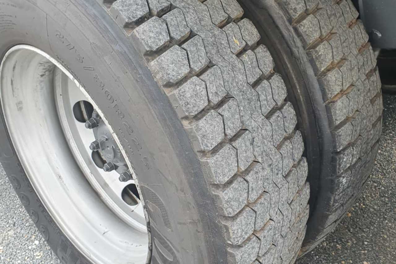 Volvo VM260 - 11/11 3