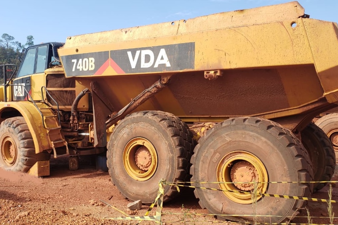 Caterpillar 740B - 13/13 7