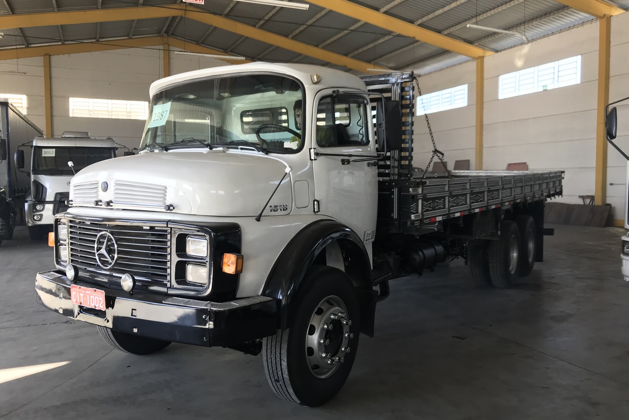 Mercedes Benz MB 1518 - 87/87 2