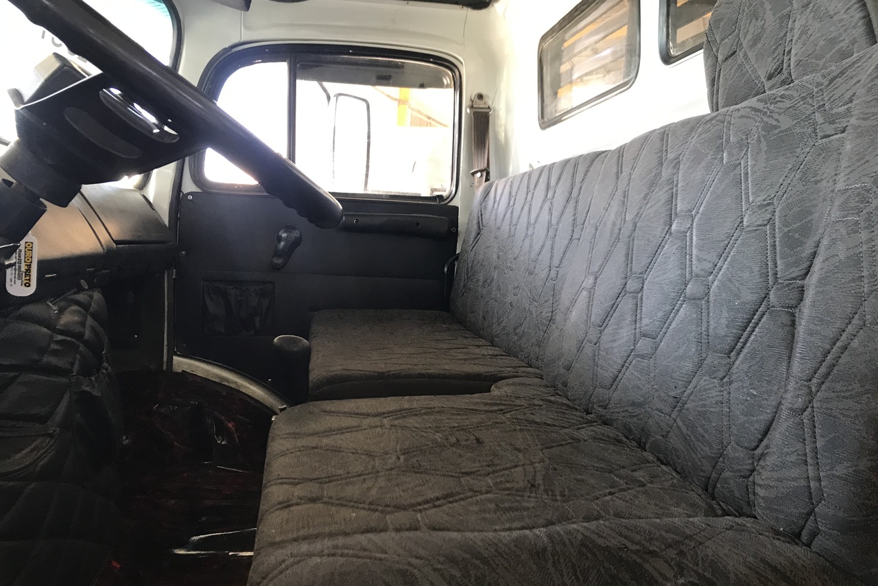 Mercedes Benz MB 1518 - 87/87 3