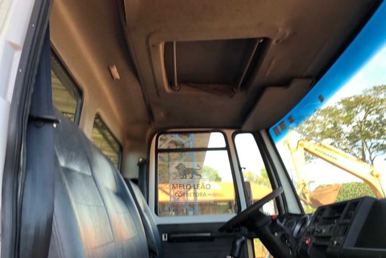 Ford Cargo1317 - 06/06 8