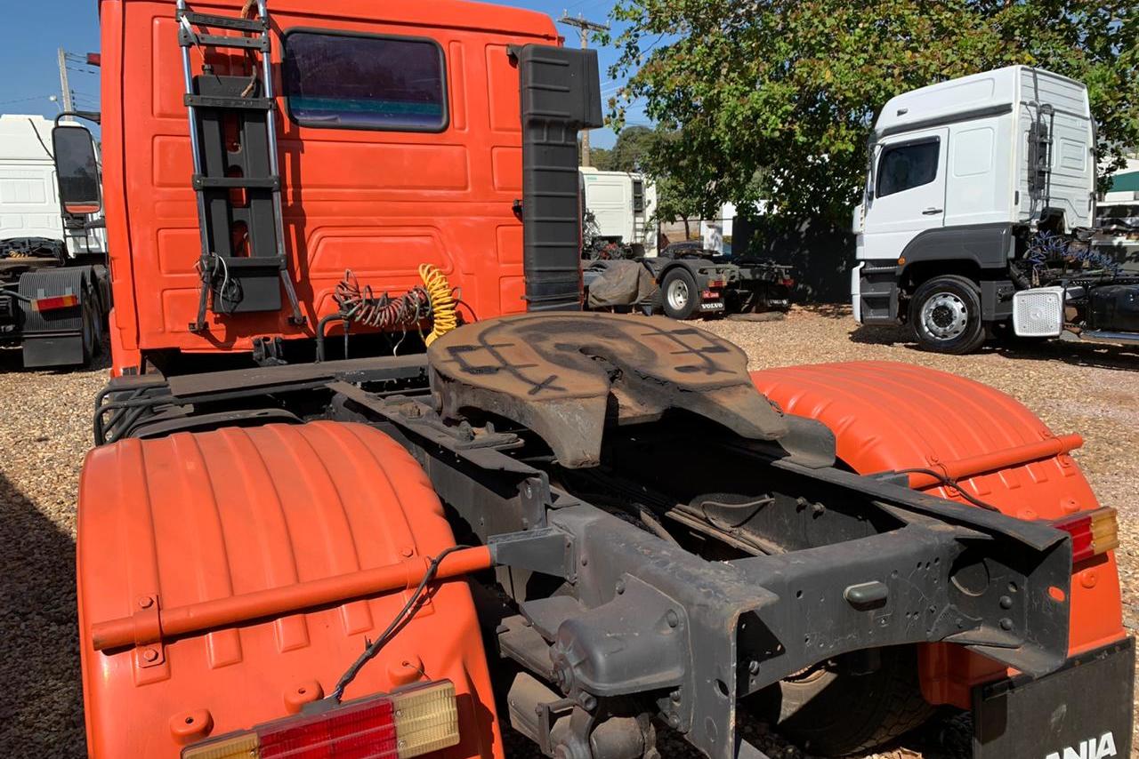 Scania 112 330 - 82/82 5