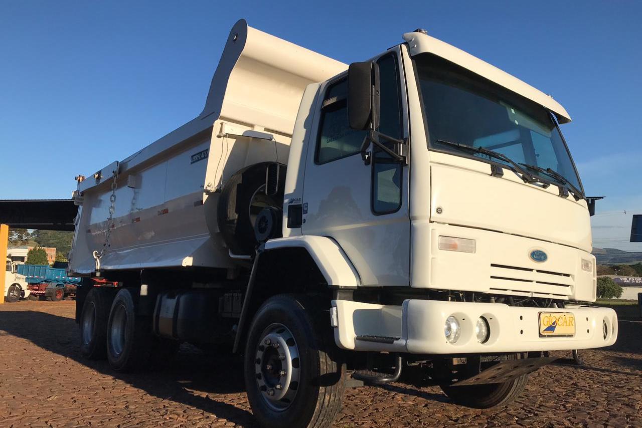 Ford Cargo6332 - 08/09 2