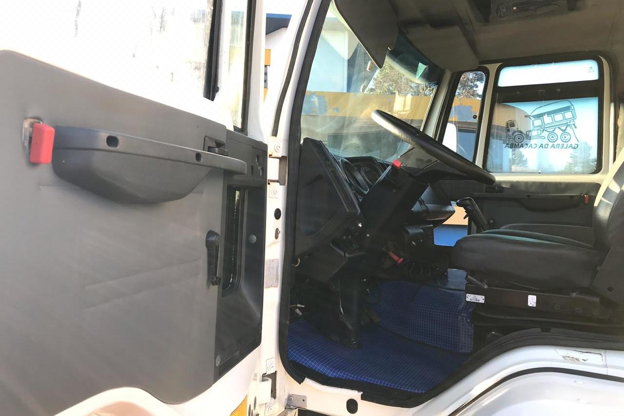 Ford Cargo6332 - 08/09 8