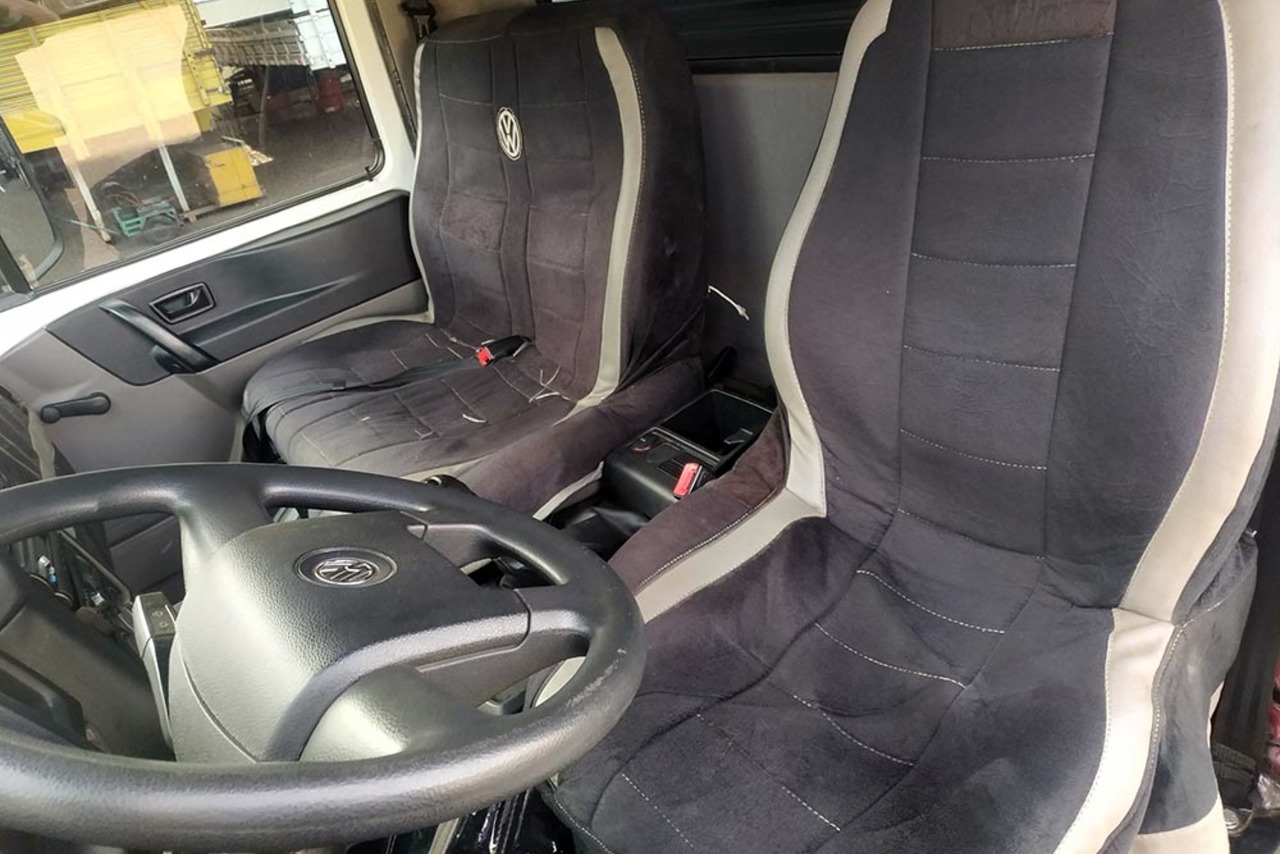 Volkswagen 8 160 - 16/16 7