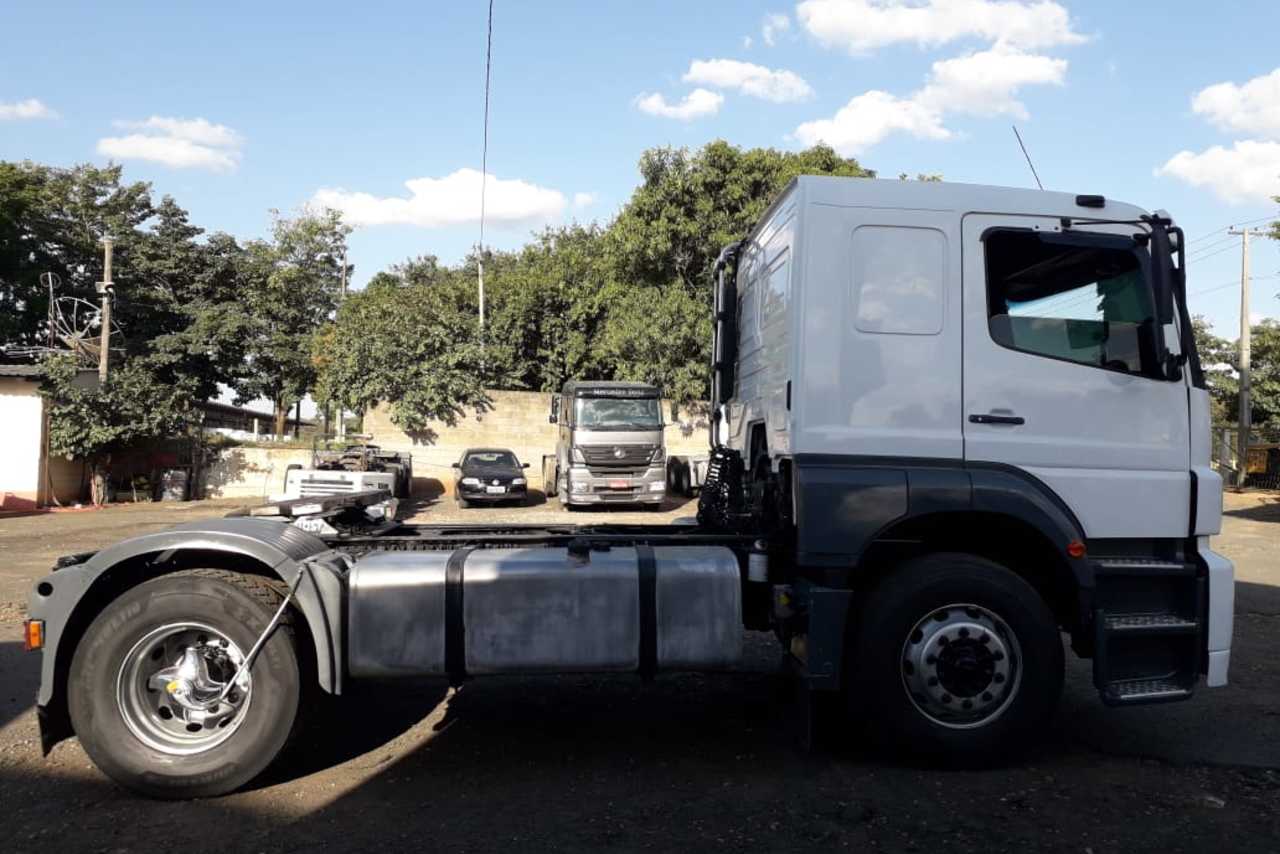 Mercedes Benz Axor 1933 - 06/06 8