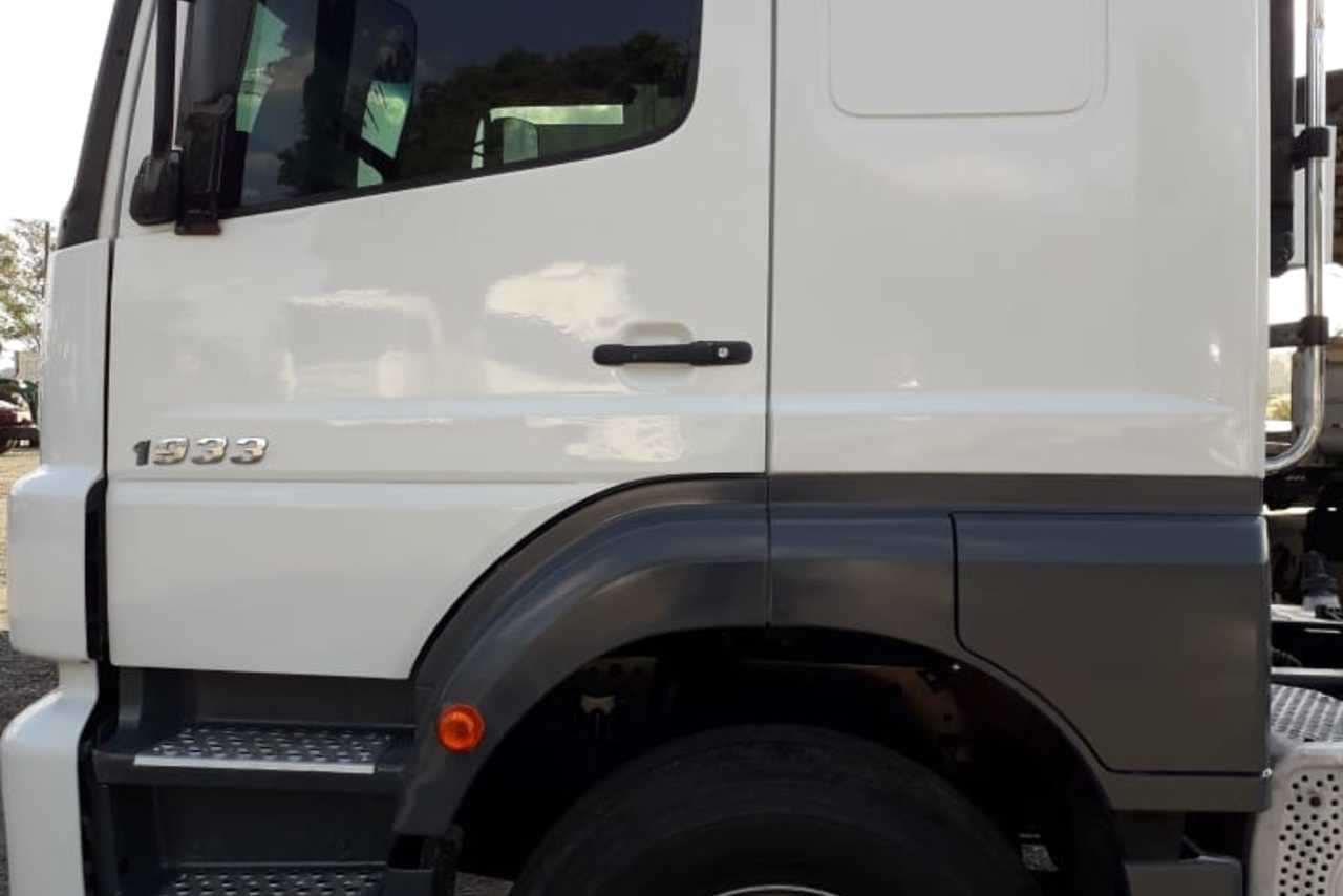 Mercedes Benz Axor 1933 - 06/06 10