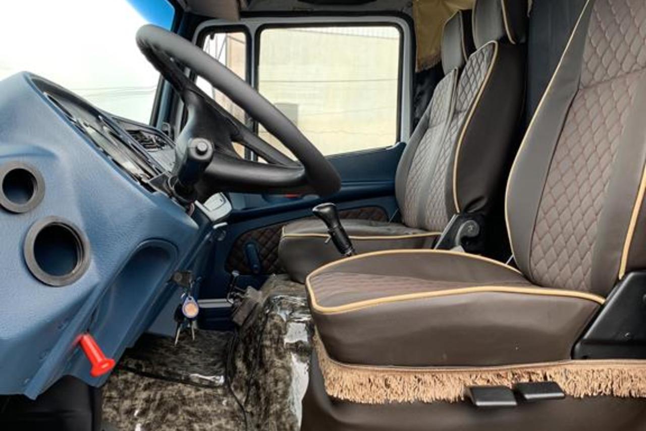 Mercedes Benz MB 1718 - 09/09 3