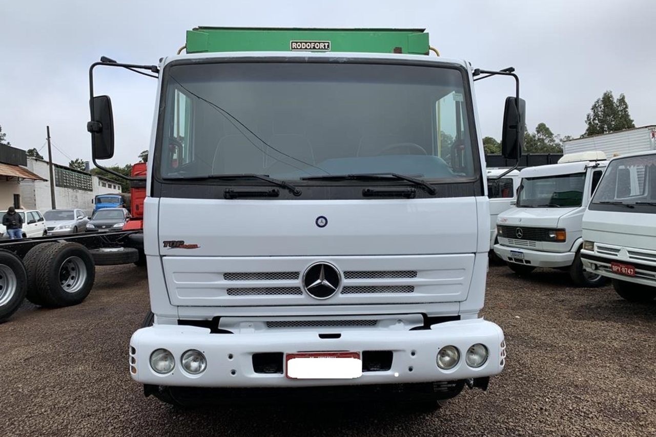 Mercedes Benz MB 1718 - 09/09 6
