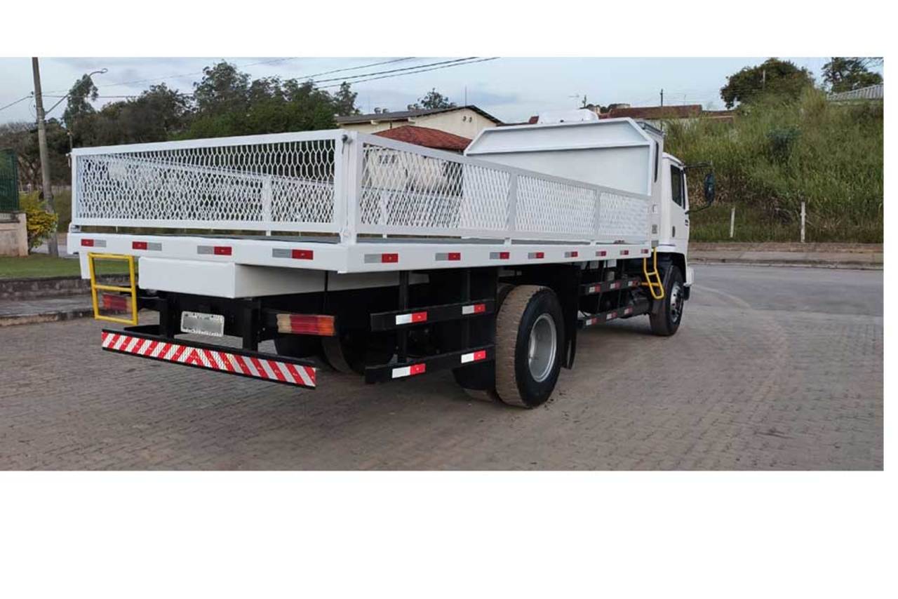 Mercedes Benz MB 1718 - 11/12 5