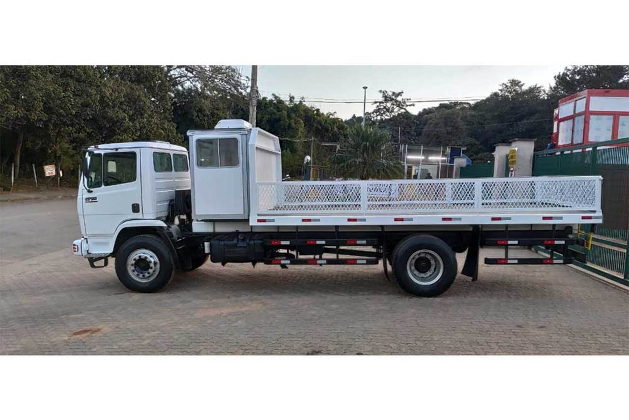 Mercedes Benz MB 1718 - 11/12 6