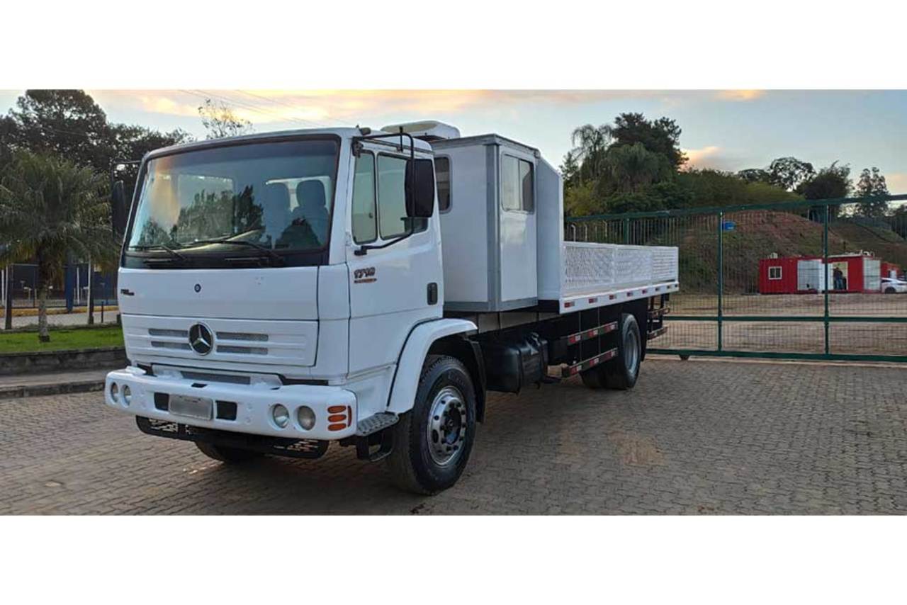 Mercedes Benz MB 1718 - 11/12 15