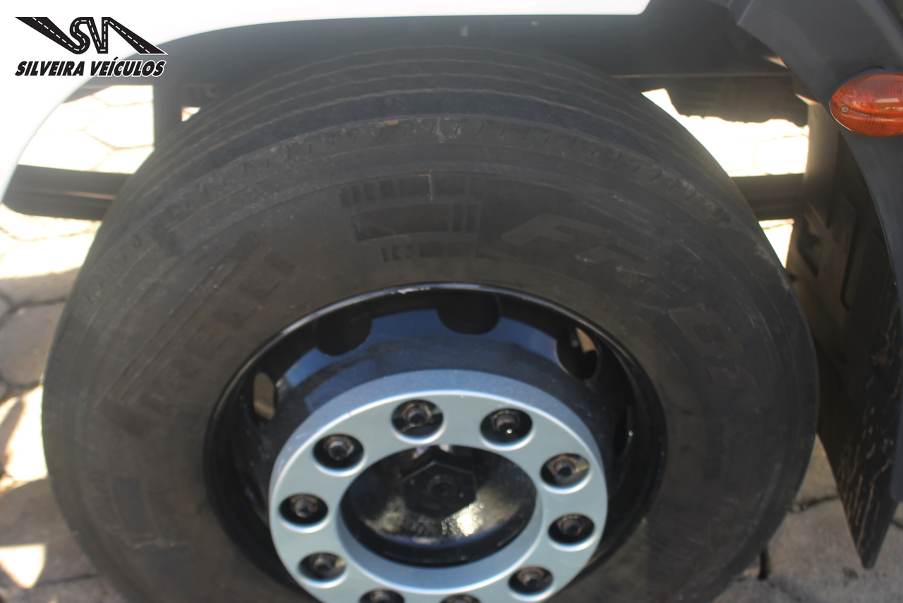Iveco 240E25 - 12/13 8