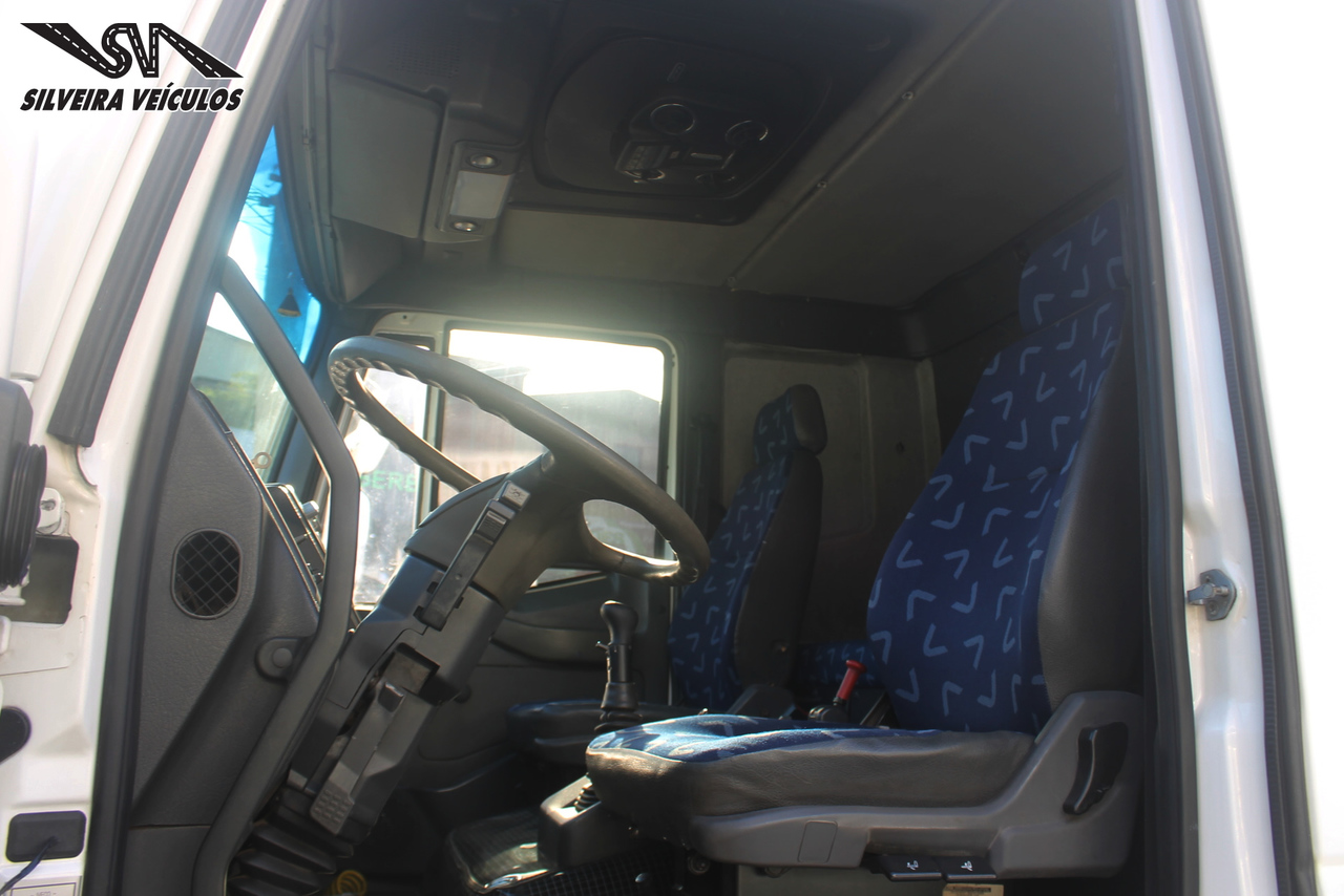 Iveco 240E25 - 12/13 11