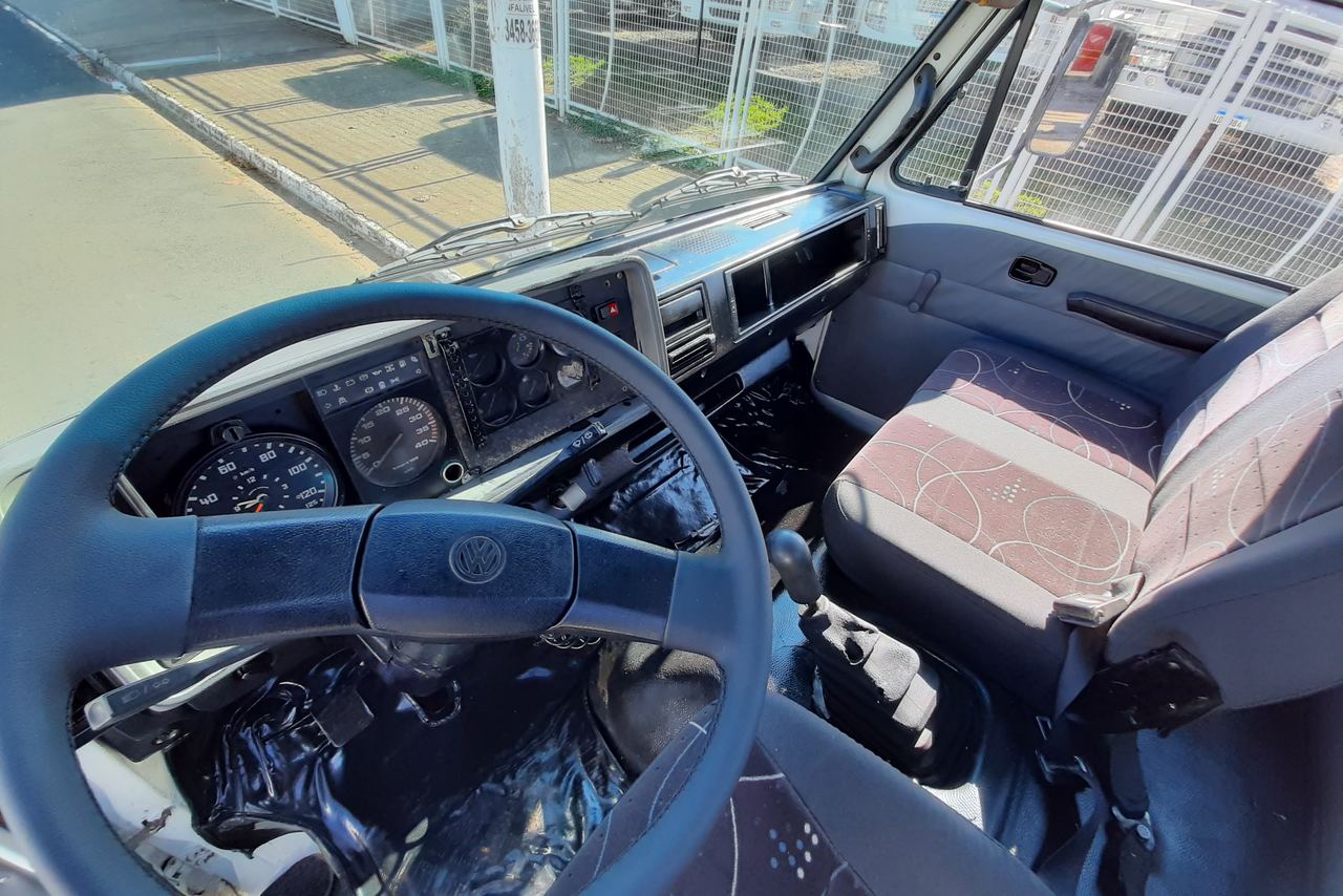 Volkswagen 8 140 - 94/94 4