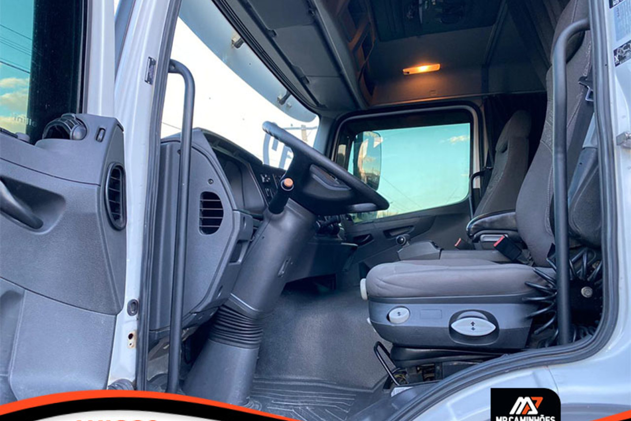 Mercedes Benz Axor 2544 - 12/12 4