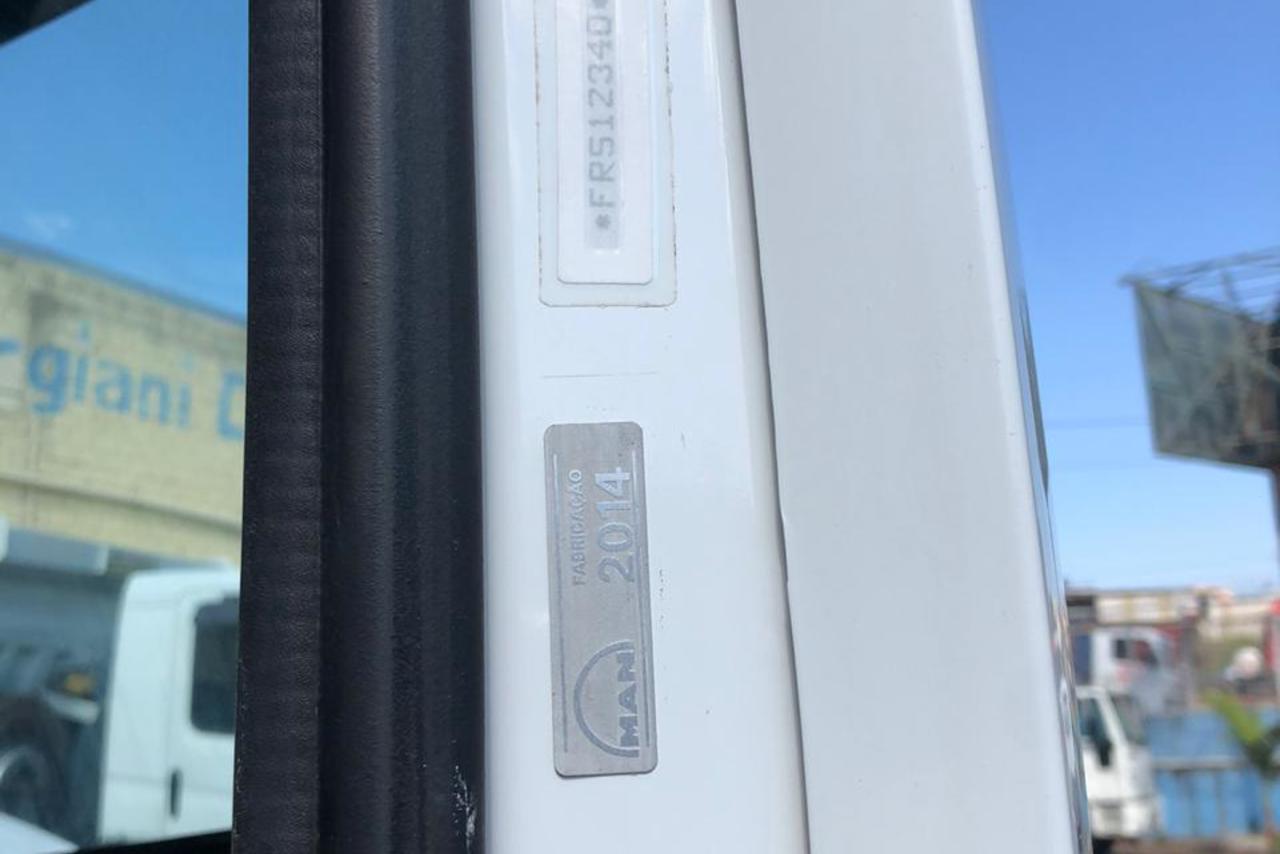 Volkswagen 24-280 E Constellation 6x2 - 14/15 3