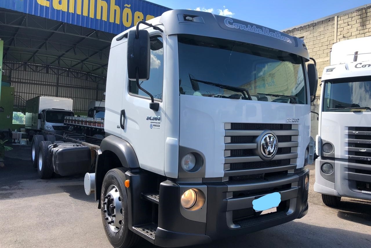 Volkswagen 24-280 E Constellation 6x2 - 14/15 13