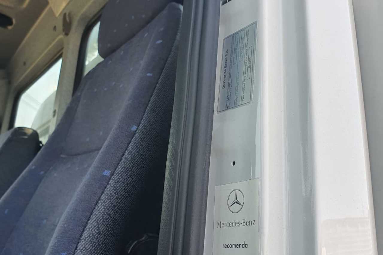 Mercedes Benz Atego 1318 - 09/09 10