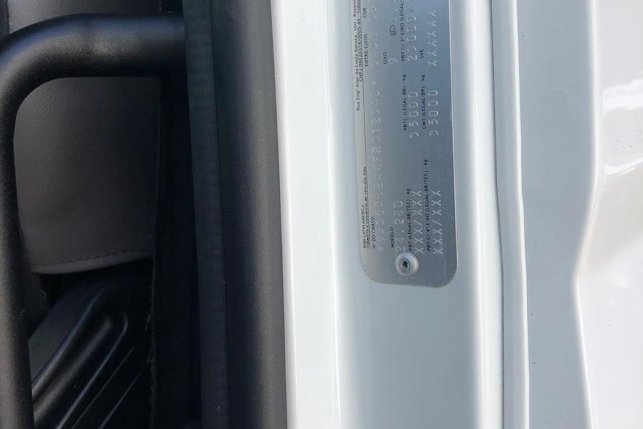 Mercedes Benz Atego 1318 - 09/09 11