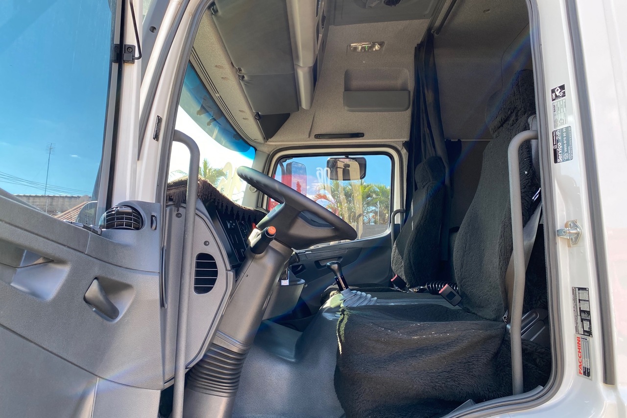 Mercedes Benz Atego 2426 - 16/16 7