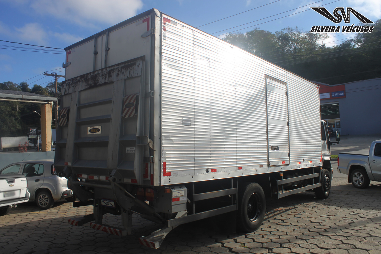 Ford Cargo1517 - 06/06 5
