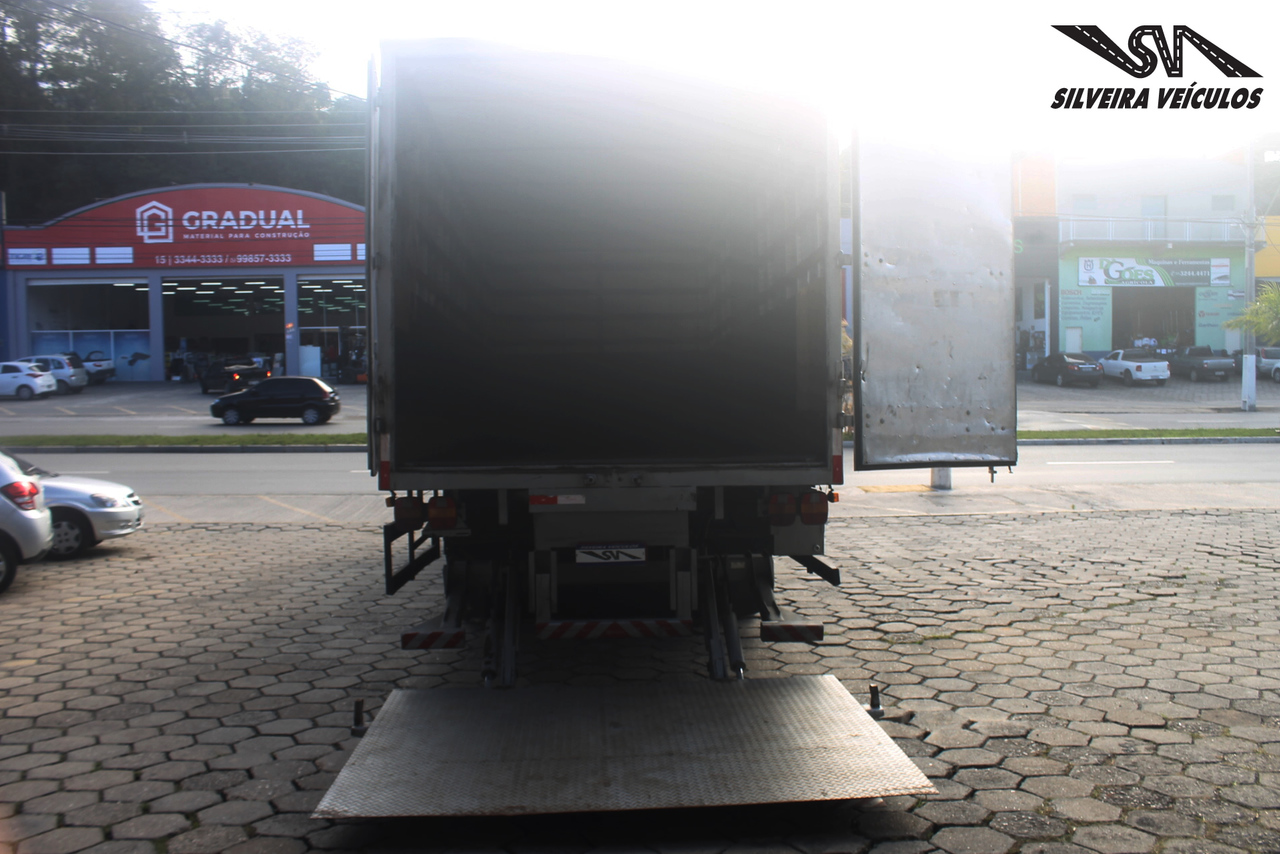 Ford Cargo1517 - 06/06 6