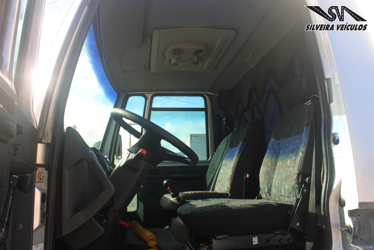 Ford Cargo1517 - 06/06 13