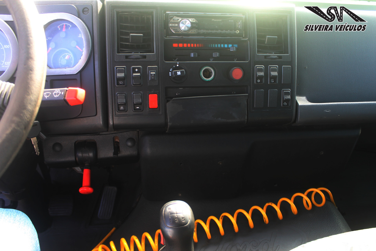 Ford Cargo1517 - 06/06 17