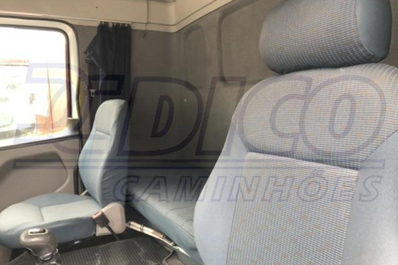 Volkswagen 17 250 - 08/08 4