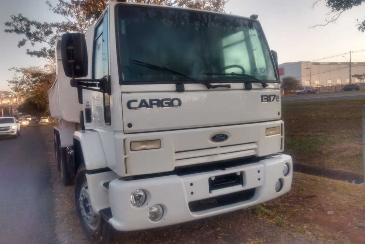 Ford Cargo1317 - 09/09 7