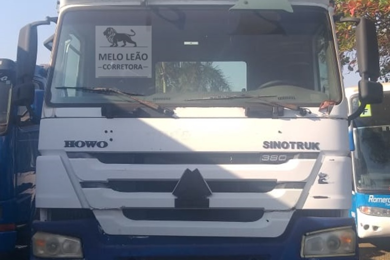 Sinotruk Howo Howo 6x4 - 11/11 2